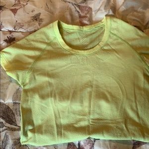 lululemon t shirt